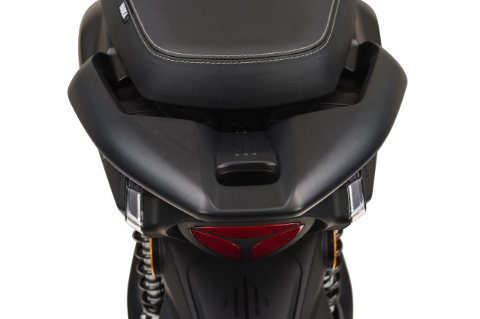 Velax 9